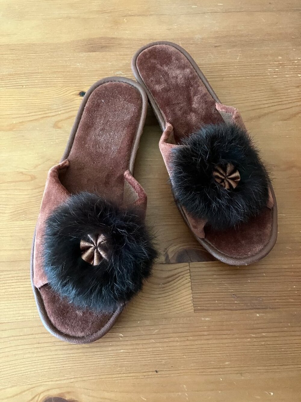 Ladies' Slippers Brown velour, Fur pom pom Size EU 38/US 7,5